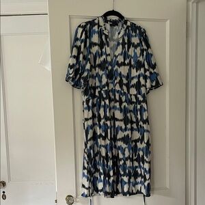 Chic Blue and Black Midi Dress